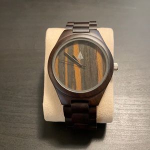 TreeHut Co. Wood Watch